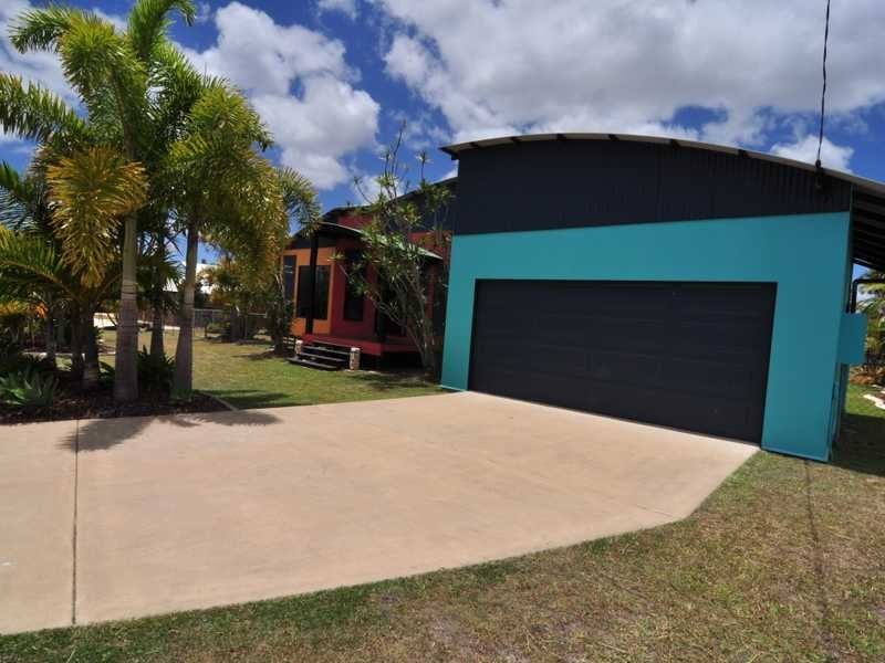36 MAURETANIA AVENUE, Cooloola Cove QLD 4580