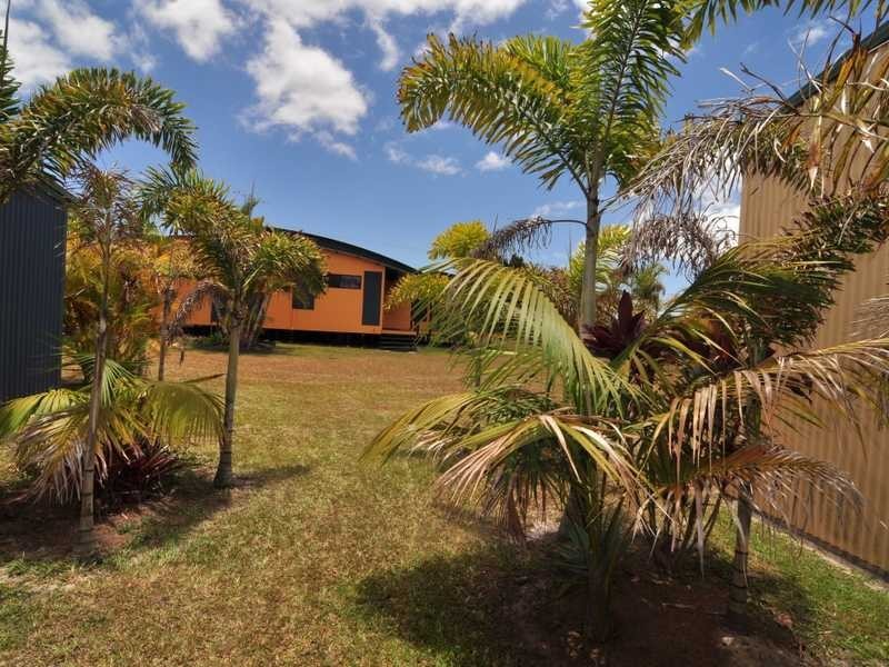 36 MAURETANIA AVENUE, Cooloola Cove QLD 4580