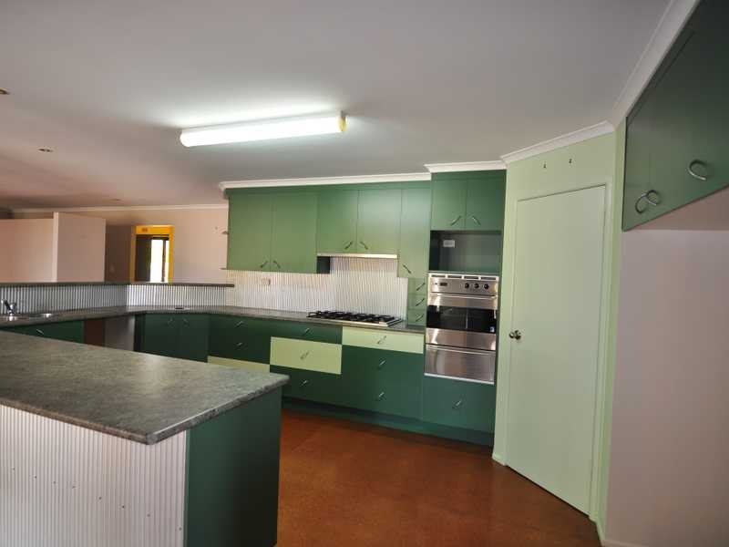 36 MAURETANIA AVENUE, Cooloola Cove QLD 4580
