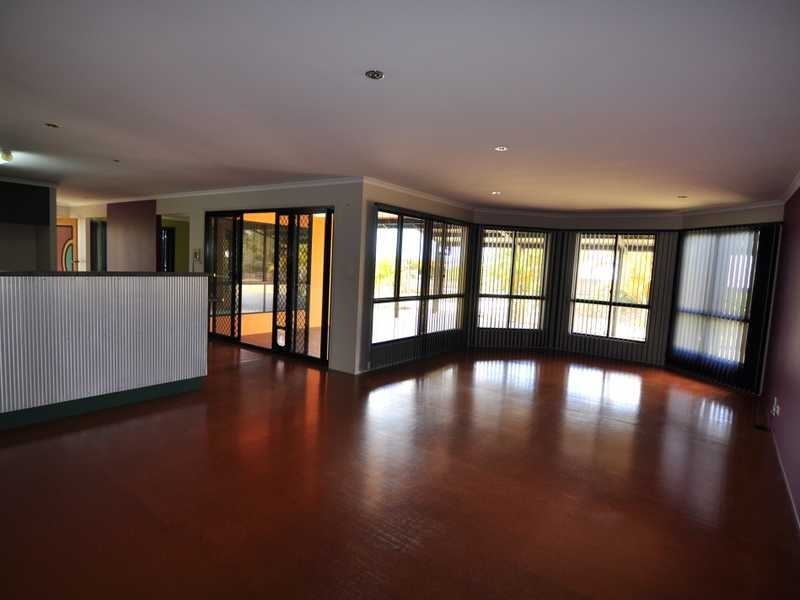 36 MAURETANIA AVENUE, Cooloola Cove QLD 4580