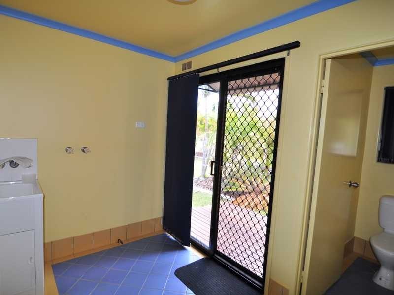 36 MAURETANIA AVENUE, Cooloola Cove QLD 4580