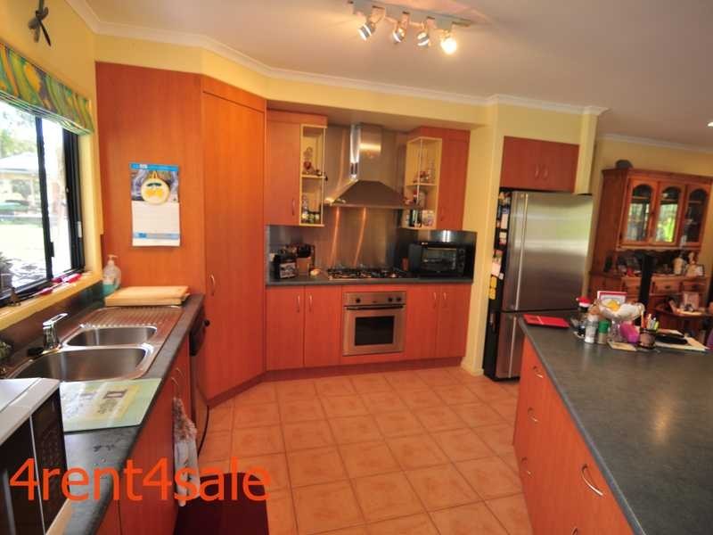 11 Mayflower Court, Cooloola Cove QLD 4580