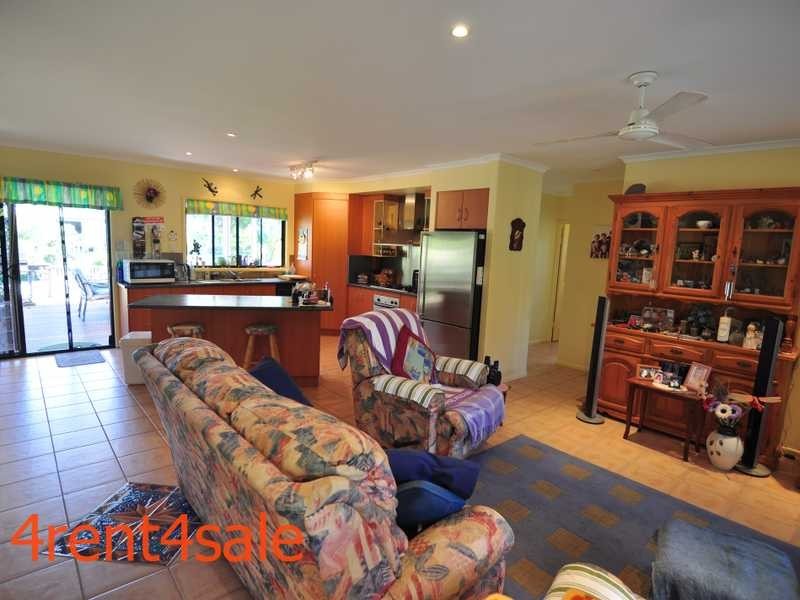 11 Mayflower Court, Cooloola Cove QLD 4580