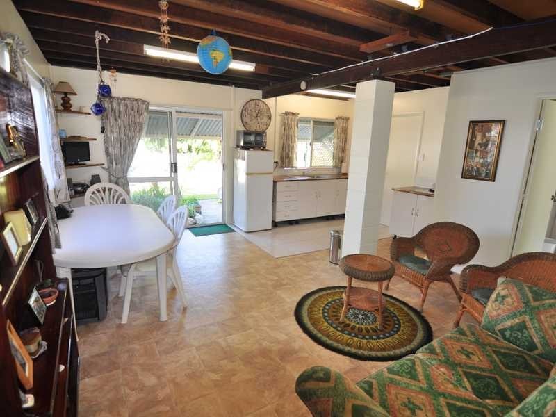 22 Tailor Street, Tin Can Bay QLD 4580