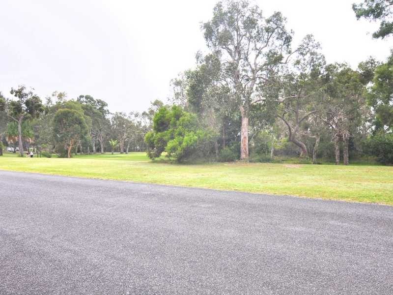 83 Esplanade, Tin Can Bay QLD 4580