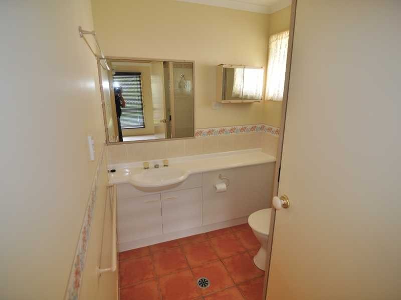 37 Endeavour Drive, Cooloola Cove QLD 4580