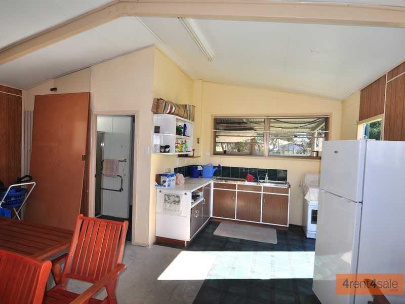 8 Gypsy Court, Cooloola Cove QLD 4580