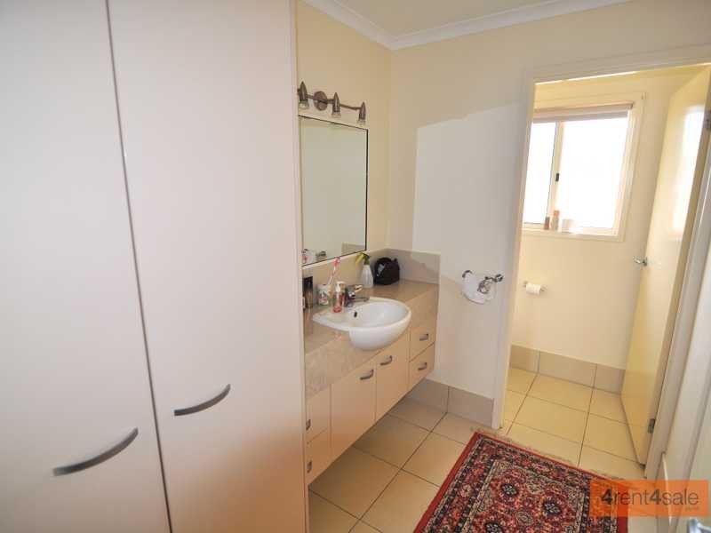 55 Creekside Esplanade, Cooloola Cove QLD 4580