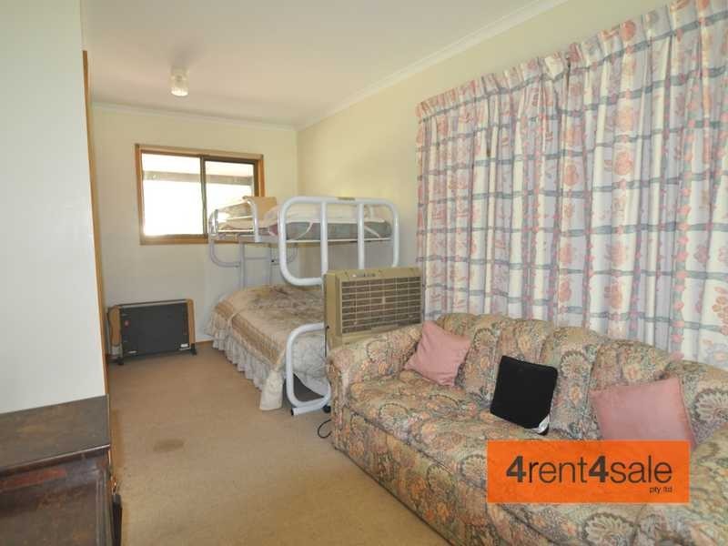 132 Toolara Road, Tin Can Bay QLD 4580