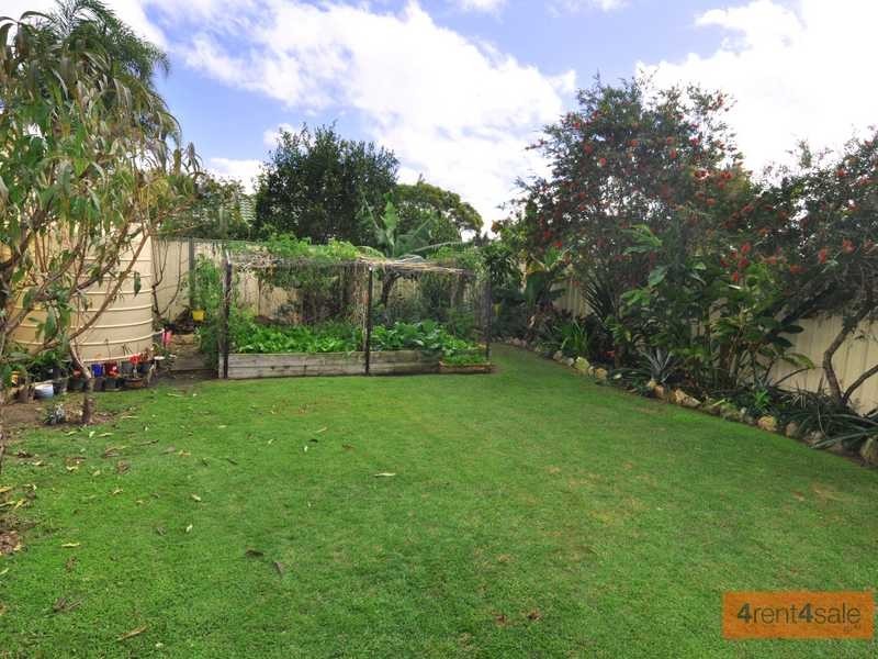 19 Marco Polo Drive, Cooloola Cove QLD 4580