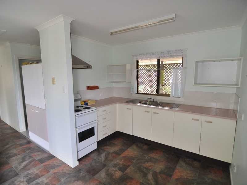 11 Drummer Street, Tin Can Bay QLD 4580