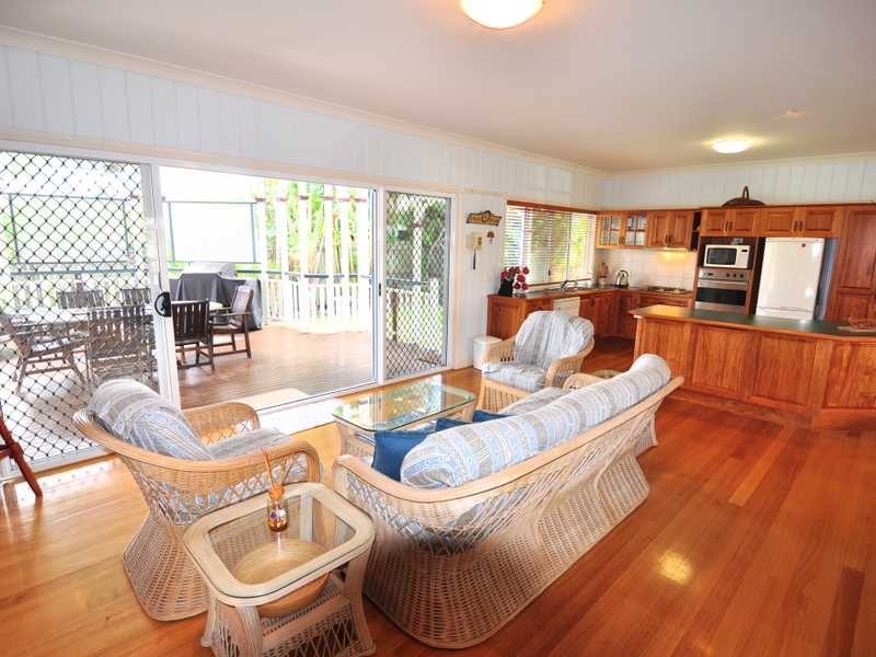 4 Kingfisher Court, Tin Can Bay QLD 4580