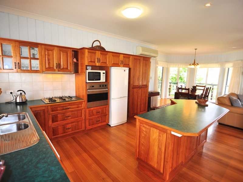 4 Kingfisher Court, Tin Can Bay QLD 4580