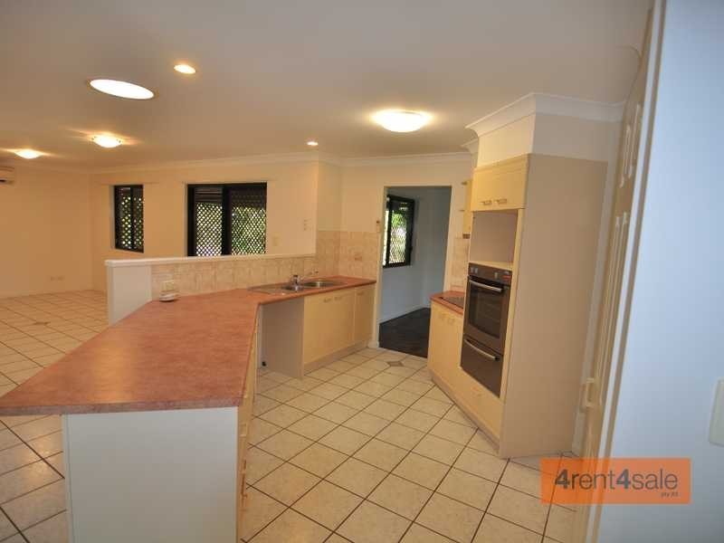 15 Endeavour Drive, Cooloola Cove QLD 4580