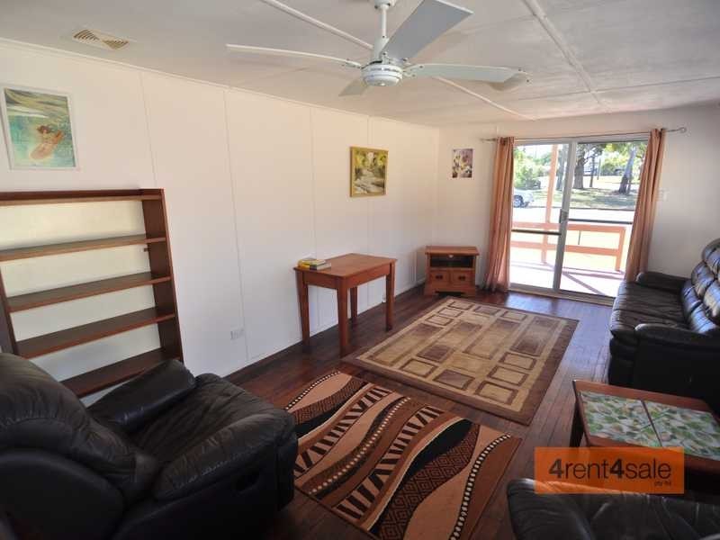 32 Tailor Street, Tin Can Bay QLD 4580