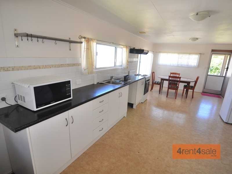 32 Tailor Street, Tin Can Bay QLD 4580