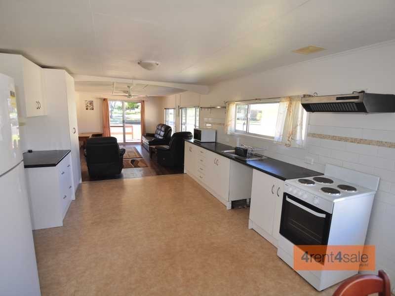 32 Tailor Street, Tin Can Bay QLD 4580