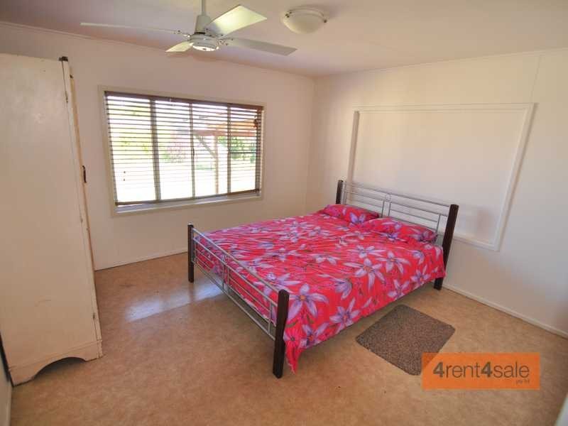 32 Tailor Street, Tin Can Bay QLD 4580