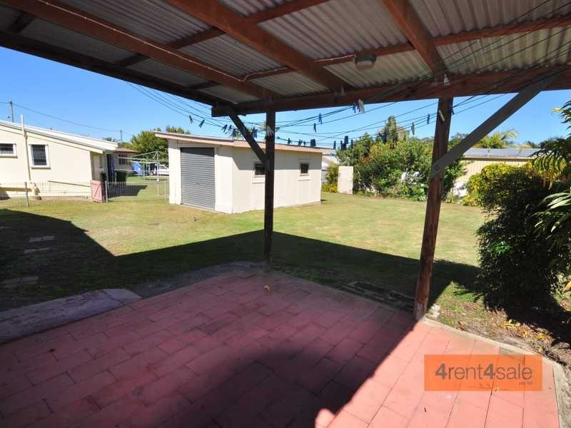 32 Tailor Street, Tin Can Bay QLD 4580
