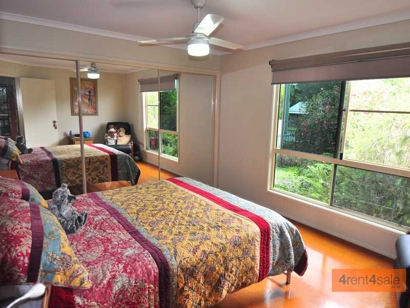 46 Golden Hind Avenue, Cooloola Cove QLD 4580