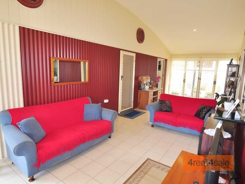 22 Golden Hind Avenue, Cooloola Cove QLD 4580