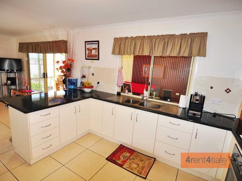 22 Golden Hind Avenue, Cooloola Cove QLD 4580