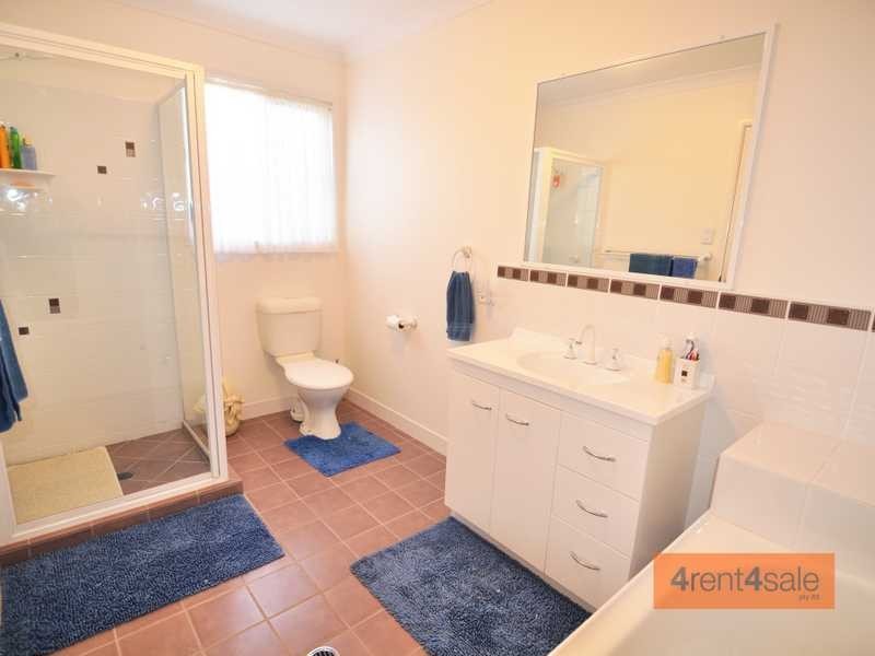 22 Golden Hind Avenue, Cooloola Cove QLD 4580