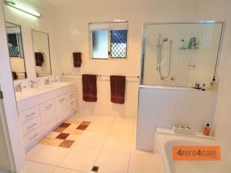 106 Toolara Road, Tin Can Bay QLD 4580