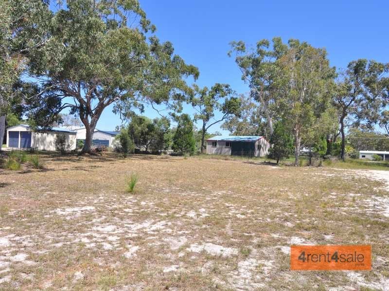 11 Ark Royal Drive, Cooloola Cove QLD 4580