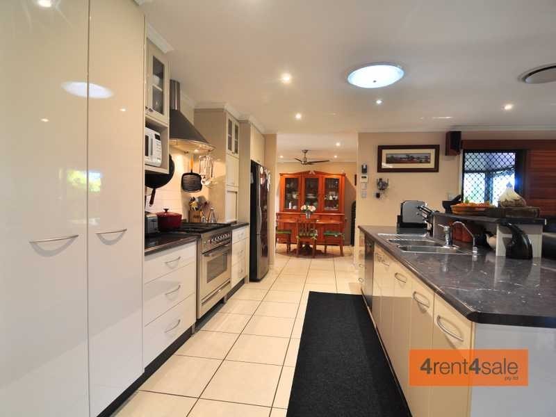 18 Banksia Avenue, Tin Can Bay QLD 4580
