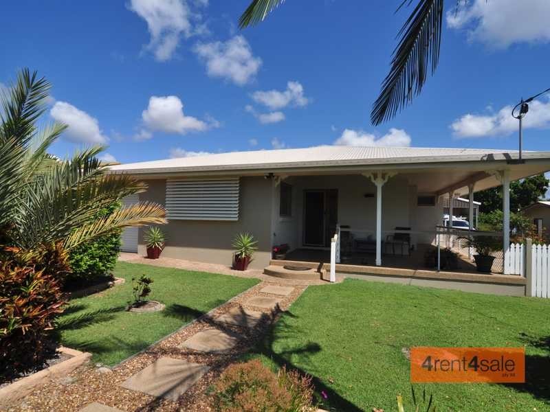 68 Gympie Road, Tin Can Bay QLD 4580