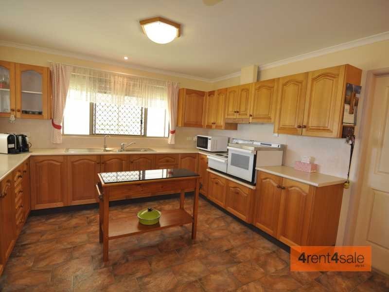 68 Gympie Road, Tin Can Bay QLD 4580