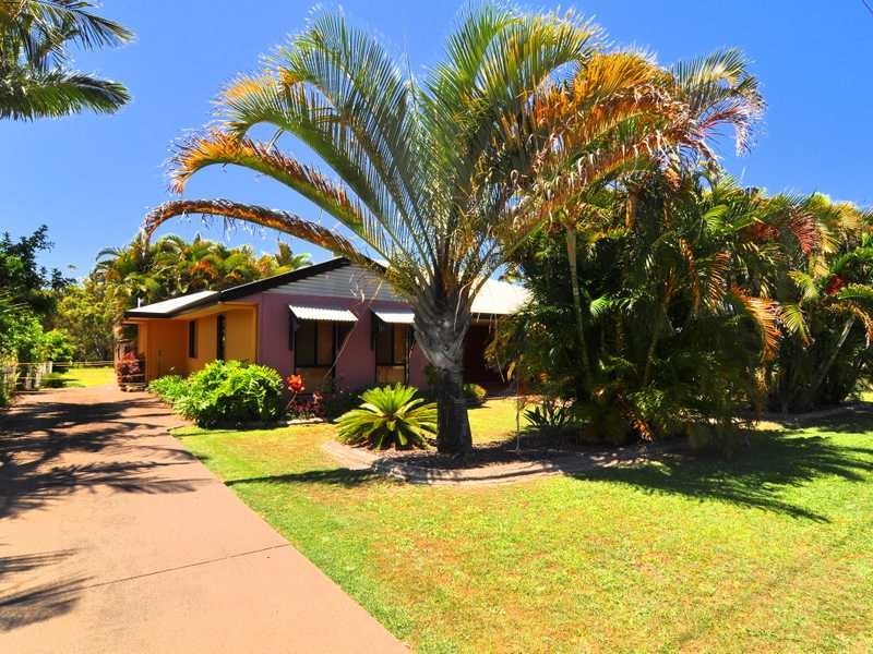 33 Golden Hind Avenue, Cooloola Cove QLD 4580