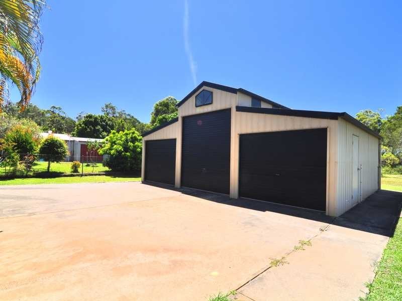 33 Golden Hind Avenue, Cooloola Cove QLD 4580