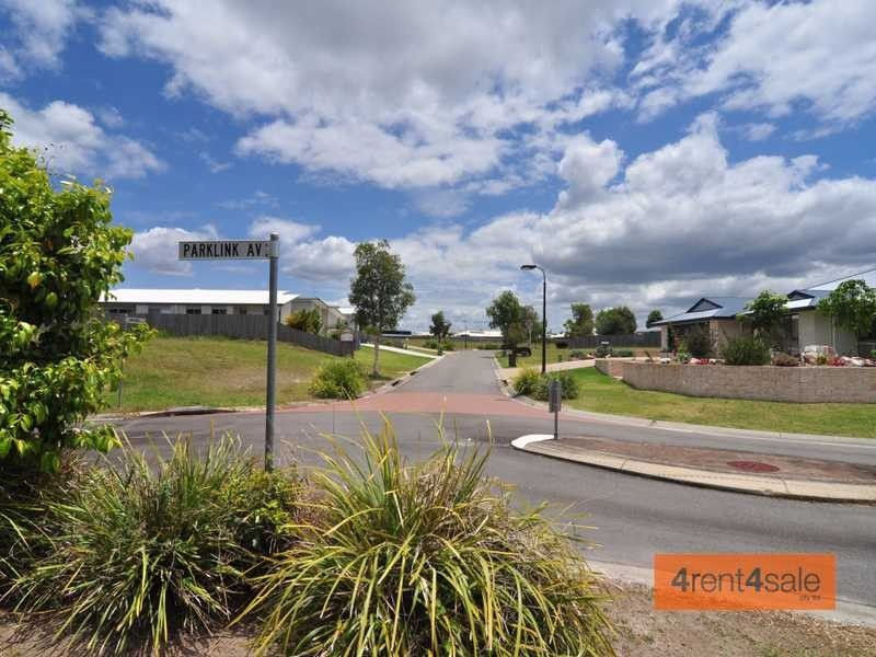 7 Parklink Ave, Cooloola Cove QLD 4580