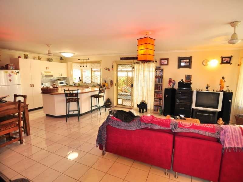 15 Sailfish Street, Tin Can Bay QLD 4580