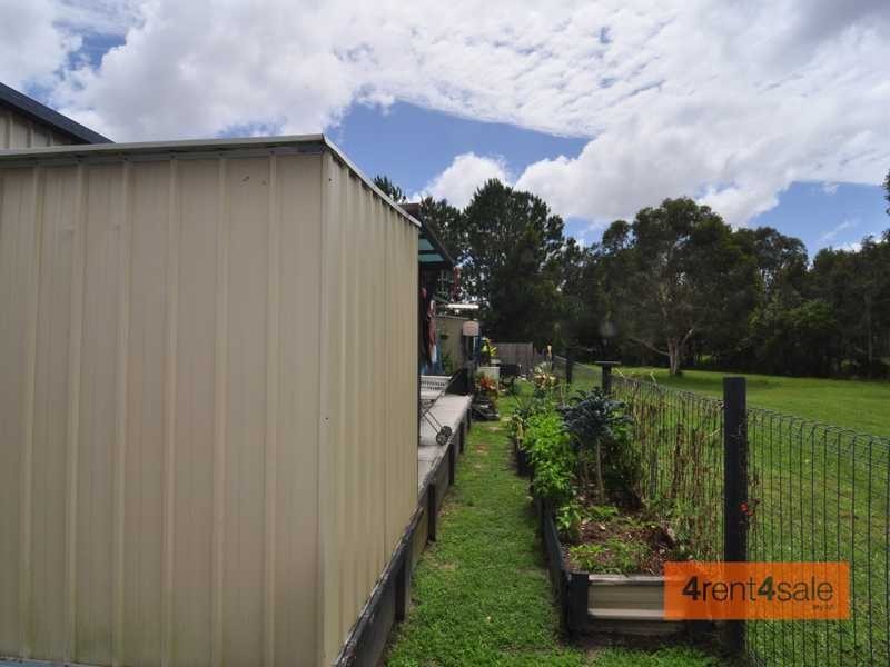 99 Golden Hind Avenue, Cooloola Cove QLD 4580