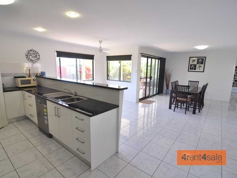 6 Habitat Circuit, Cooloola Cove QLD 4580
