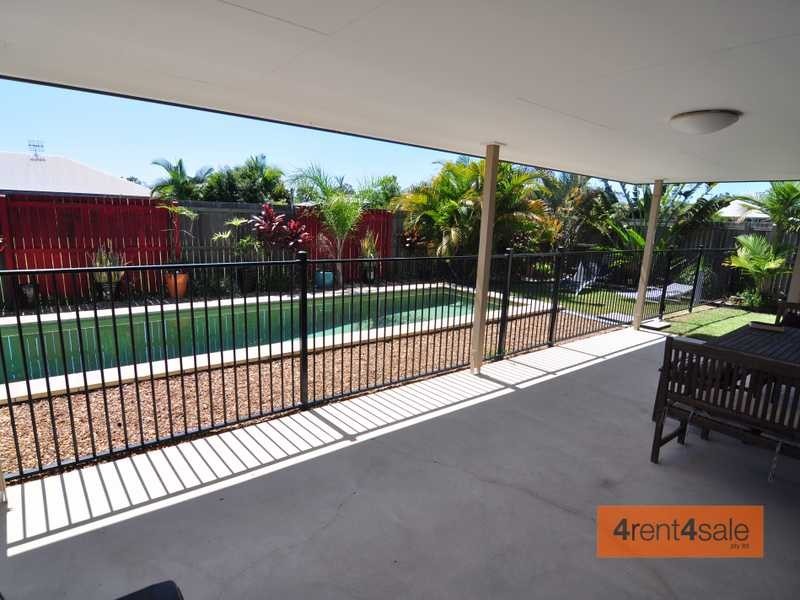 6 Habitat Circuit, Cooloola Cove QLD 4580
