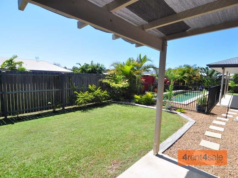 6 Habitat Circuit, Cooloola Cove QLD 4580