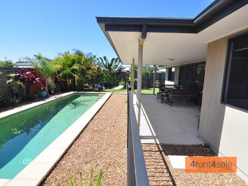 6 Habitat Circuit, Cooloola Cove QLD 4580