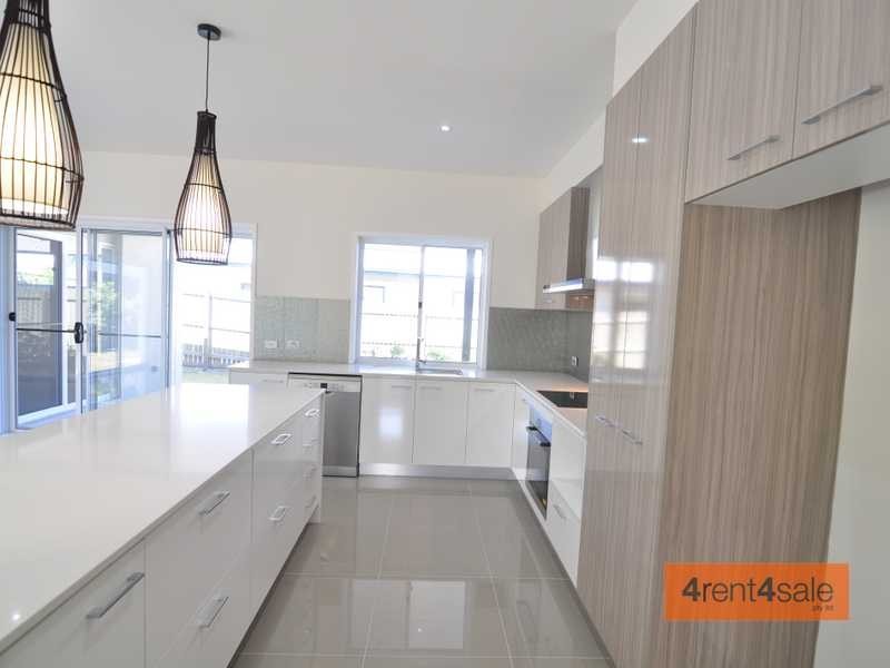 41 Tuna Way, Tin Can Bay QLD 4580