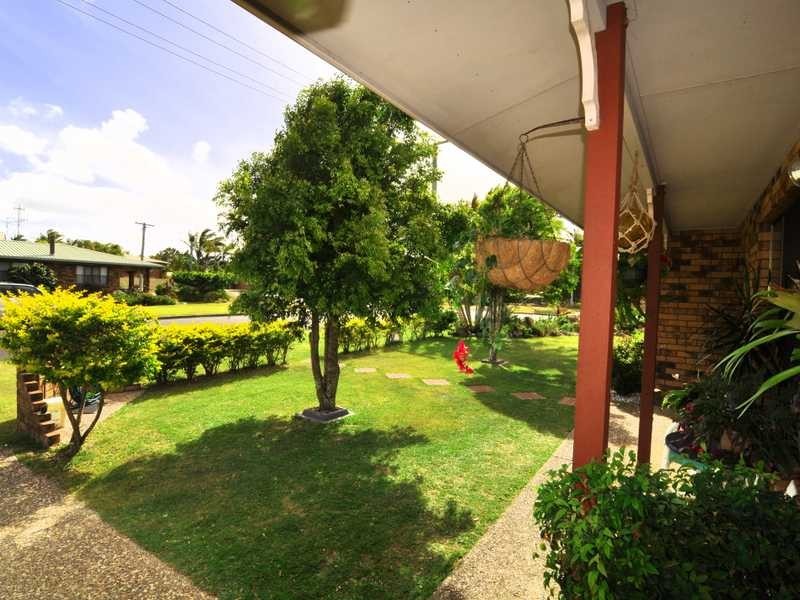1 Barramundi Street, Tin Can Bay QLD 4580
