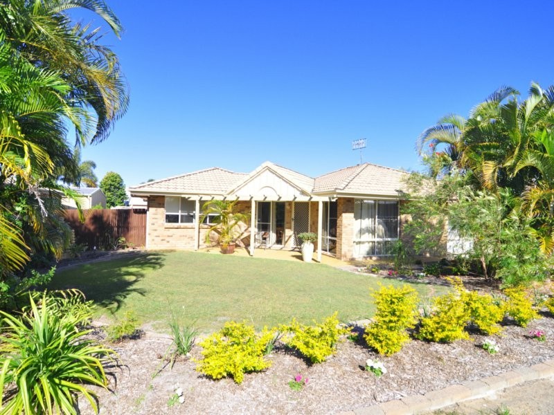 9 Tangaroa Street, Tin Can Bay QLD 4580