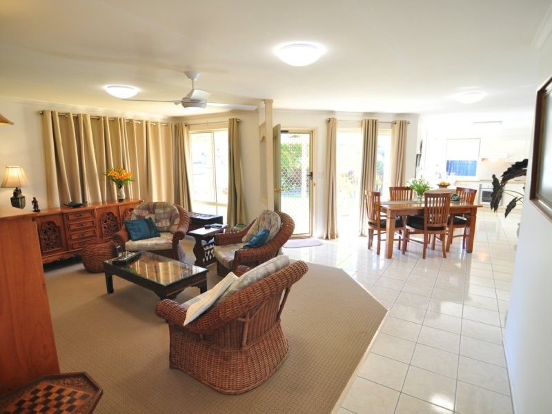 9 Tangaroa Street, Tin Can Bay QLD 4580