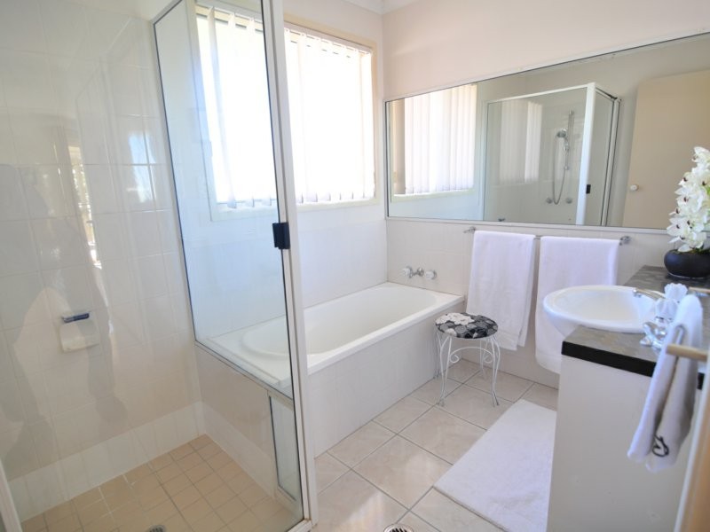 9 Tangaroa Street, Tin Can Bay QLD 4580