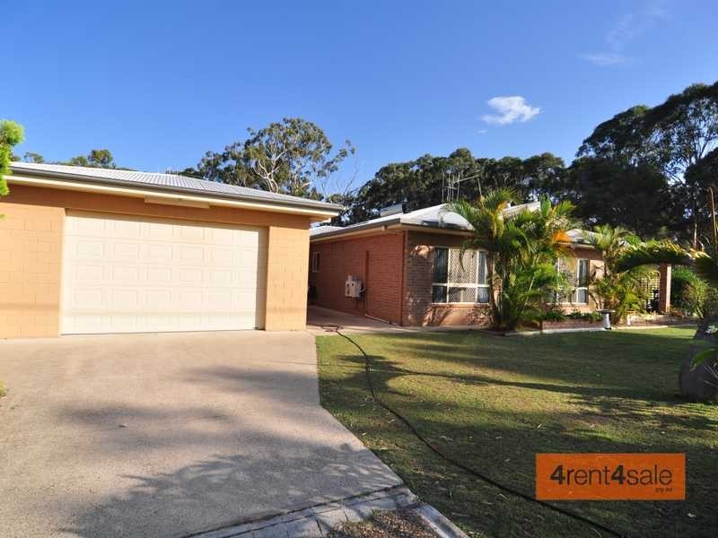 211 Gympie Road, Tin Can Bay QLD 4580
