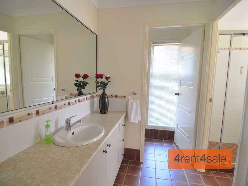 5 Krait Court, Cooloola Cove QLD 4580