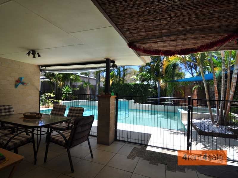 37 Marlin Way, Tin Can Bay QLD 4580