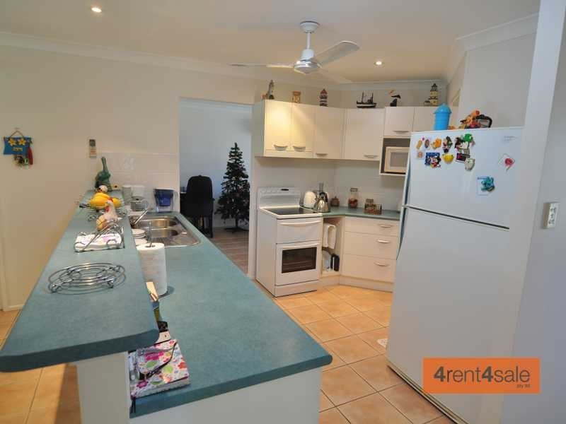 37 Marlin Way, Tin Can Bay QLD 4580